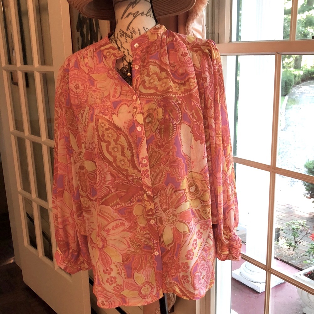 DRESS FORUM Bat Sleeve Blouse